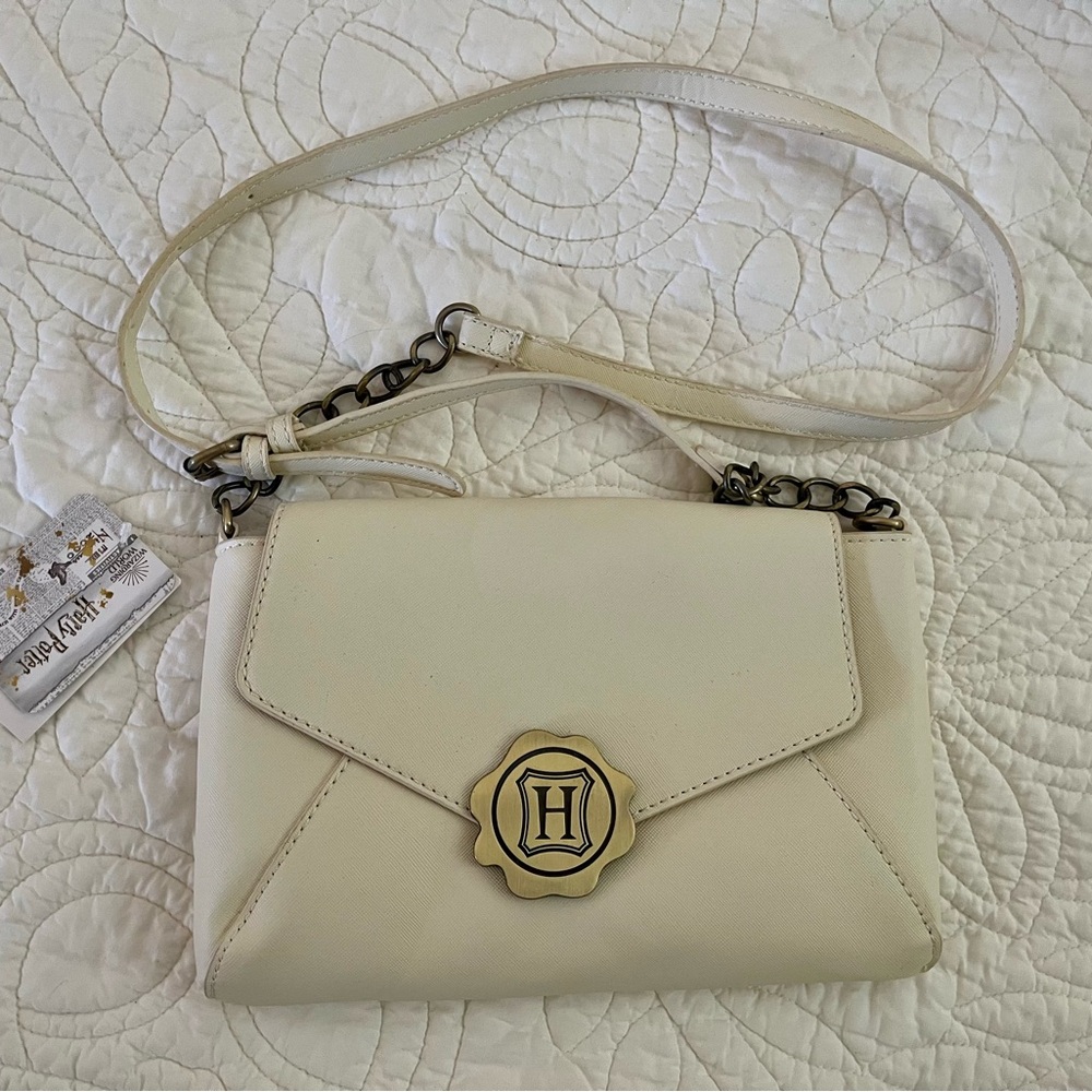 Harry Potter NWT Cream Crossbody Envelope Bag with Signature Emblem